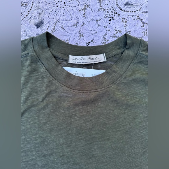 NWT Free People Hot Spring Green TShirt We the Free Large - Picture 4 of 6